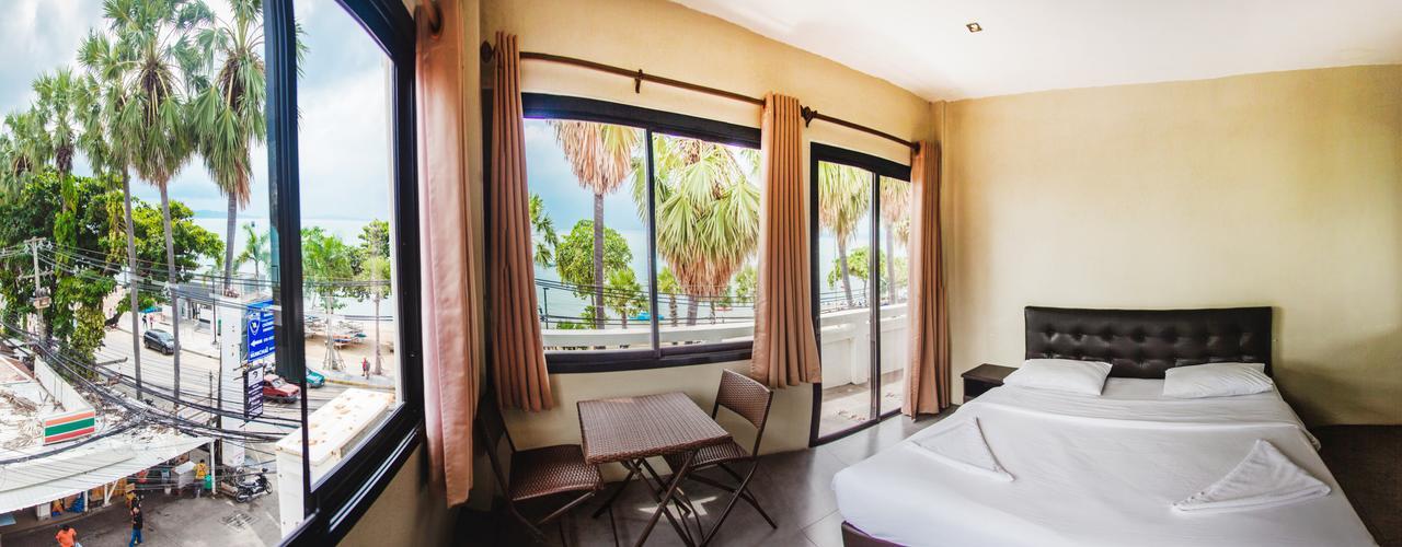G.I Lodge Pantai Jomtien Bagian luar foto