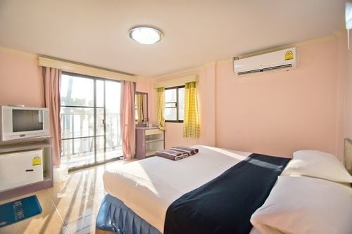 G.I Lodge Pantai Jomtien Bagian luar foto