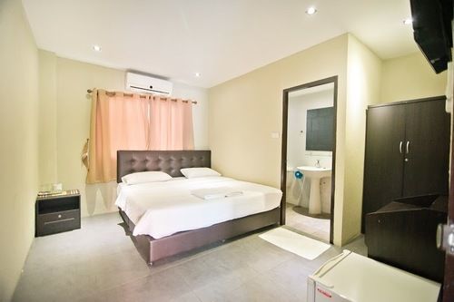 G.I Lodge Pantai Jomtien Bagian luar foto